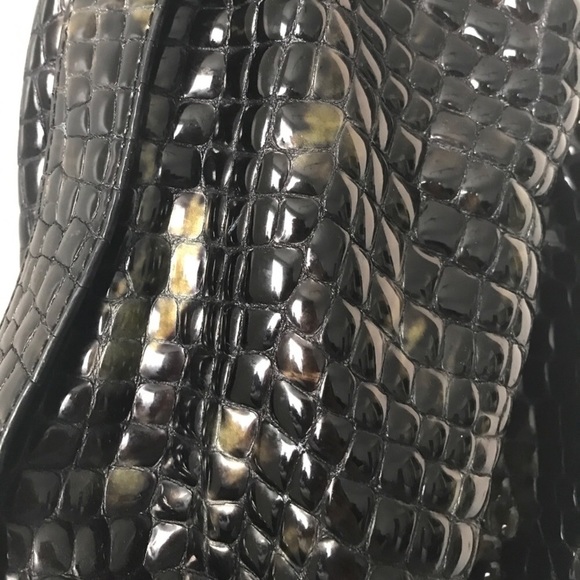 Chocolate Blu patten leather bag w/shoulder bag - Picture 4 of 5